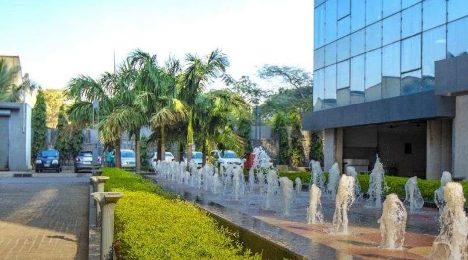 Arihant-Aura-Amenities-Drop-Off-Lobby